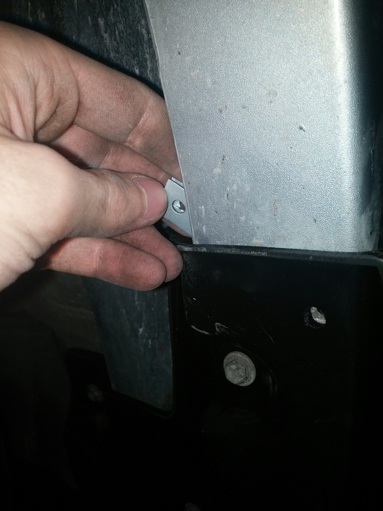 Installing U-clip behind fender with finger agility
